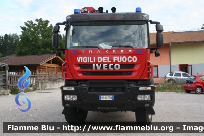 Iveco Trakker 4x4 II serie
Vigili del Fuoco
Unione Distrettuale di Fondo
Distaccata al Corpo Volontario di Ronzone (TN)
Allestimento Iveco-Magirus
VF 5K7 TN
Parole chiave: Iveco Trakker_4x4_IIserie VF5K7TN