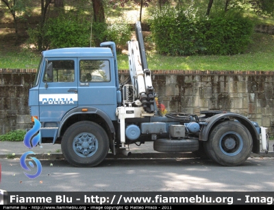 Iveco 190-35
Polizia di Stato
Polizia 61781
Parole chiave: iveco 190_35 polizia61781