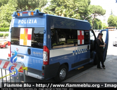 Fiat Ducato X250
Polizia di Stato
Servizio Sanitario
Allestimento Fast
POLIZIA H0881
Parole chiave: fiat ducato_x250 poliziaH0881