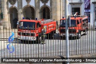 Mercedes-Benz 1124
Portugal - Portogallo
Bombeiros Voluntários Guimarães
Parole chiave: Mercedes-Benz 1124