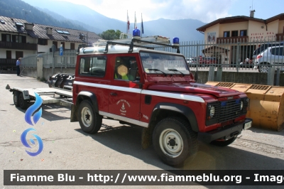 Land Rover Defender 90
Vigili del Fuoco
Distretto di Borgo Valsugana
Corpo Volontario di Strigno (TN)
VF H51 TN
Parole chiave: Land_Rover Defender_90 VFH51TN