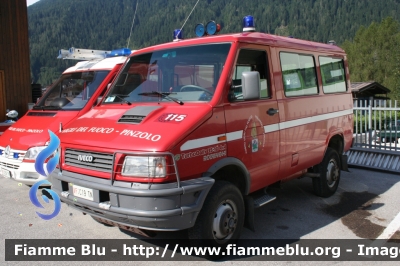 Iveco Daily 4X4 II serie
Vigili del Fuoco
Unione Distrettuale delle Giudicarie
Corpo Volontario di Pinzolo (TN)
VF C19 TN
Parole chiave: Iveco Daily_4X4_II_serie VFC19TN