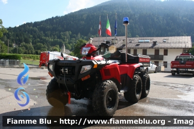 Polaris SportsMan 6x6
Vigili del Fuoco
Unione Distrettuale delle Giudicarie
Corpo Volontario di Pinzolo (TN)
VF 9E6 TN
Parole chiave: Polaris SportsMan_6x6 VF9E6TN