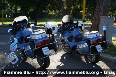 Bmw R850RT II serie
Polizia di Stato
Polizia Stradale
POLIZIA G0503
POLIZIA G0848
Parole chiave: Bmw R850RT_IIserie poliziaG0503 poliziaG0848