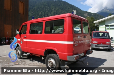 Iveco Daily 4X4 II serie
Vigili del Fuoco
Unione Distrettuale delle Giudicarie
Corpo Volontario di Pinzolo (TN)
VF C19 TN
Parole chiave: Iveco Daily_4X4_II_serie VFC19TN