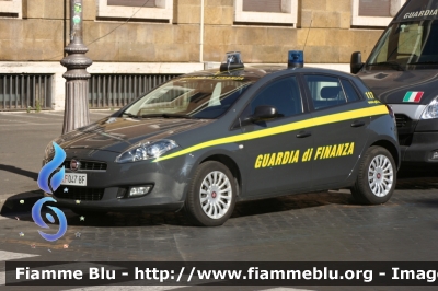 Fiat Nuova Bravo
Guardia di Finanza
GdiF 047 BF
Parole chiave: Fiat Nuova_Bravo GdiF047BF