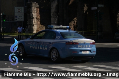 Alfa Romeo 159
Polizia di Stato
Squadra Volante
POLIZIA F5431
Parole chiave: Alfa_Romeo 159 poliziaF5431