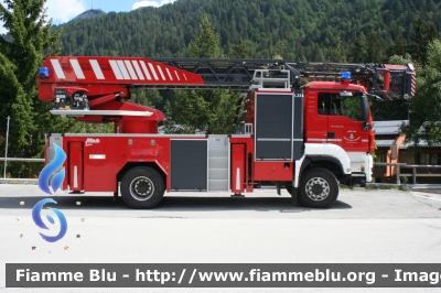 Man TGS 18.440 4x4 I serie
Vigili del Fuoco
Unione Distrettuale delle Giudicarie 
Ospitata dal Corpo Volontario di Madonna di Campiglio (TN)
AutoScala da 32 metri allestimento Metz L32A
VF 0K1 TN

Si ringrazia il Personale per la
disponibilità e l'ospitalità
Parole chiave: Man TGS_18.440_4x4_I_serie VF0K1TN