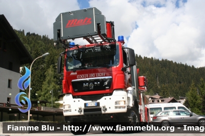 Man TGS 18.440 4x4 I serie
Vigili del Fuoco
Unione Distrettuale delle Giudicarie 
Ospitata dal Corpo Volontario di Madonna di Campiglio (TN)
AutoScala da 32 metri allestimento Metz L32A
VF 0K1 TN

Si ringrazia il Personale per la
disponibilità e l'ospitalità
Parole chiave: Man TGS_18.440_4x4_I_serie VF0K1TN