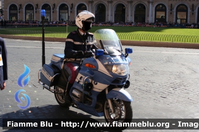 Bmw R850RT II serie
Polizia di Stato
Polizia Stradale
Parole chiave: Bmw R850RT_II_serie