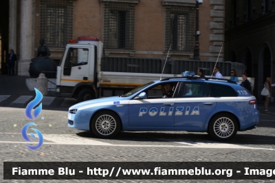 Alfa Romeo 159 Sportwagon Q4
Polizia di Stato
Polizia Stradale
POLIZIA H1637
Parole chiave: Alfa_Romeo 159_Sportwagon_Q4 poliziaH1637