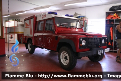 Land Rover Defender 130
Vigili del Fuoco
Unione Distrettuale di Fondo
Corpo Volontario di Cagnò (Tn)
VF 0E3 TN
Parole chiave: Land_Rover Defender_130 VF0E3TN