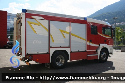 Man TGS 18.440 I serie
Vigili del Fuoco
Unione Distrettuale di Cles (TN)
Corpo Volontario di Cles
Allestimento Ziegler
VF 1L5 TN
Parole chiave: Man TGS_18.440_I_serie VF1L5TN