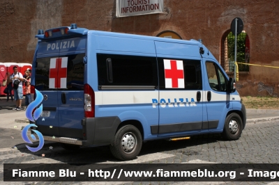 Fiat Ducato X250
Polizia di Stato
Servizio Sanitario
Allestita FAST
POLIZIA H0879
Parole chiave: Fiat Ducato_X250 poliziaH0879