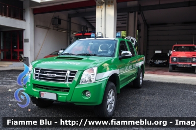 Isuzu D-Max I serie
Vigili del Fuoco
Comando Provinciale di Frosinone
Distaccamento Permanente di Fiuggi
Ex Corpo Forestale dello Stato
VF 28081
Parole chiave: Isuzu D-Max_Iserie VF28081