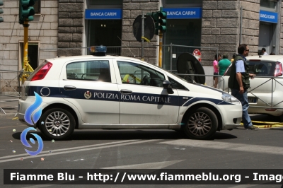 Fiat Grande Punto
Polizia Roma Capitale
Parole chiave: Fiat Grande_Punto