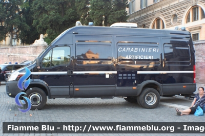 Iveco Daily IV serie restyle
Carabinieri
Nucleo Artificieri Antisabotaggio
CC CY 659
Parole chiave: Iveco Daily_IVserie_restyle CCCY659