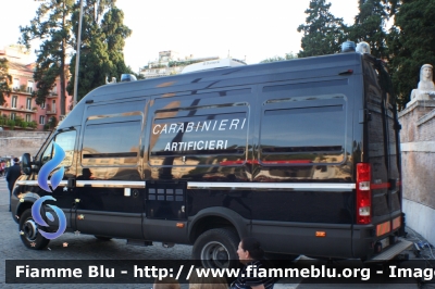 Iveco Daily IV serie restyle
Carabinieri
Nucleo Artificieri Antisabotaggio
CC CY 659
Parole chiave: Iveco Daily_IVserie_restyle CCCY659