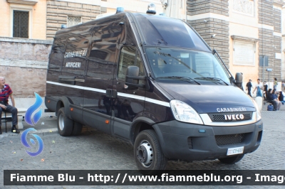 Iveco Daily IV serie restyle
Carabinieri
Nucleo Artificieri Antisabotaggio
CC CY 659
Parole chiave: Iveco Daily_IVserie_restyle CCCY659