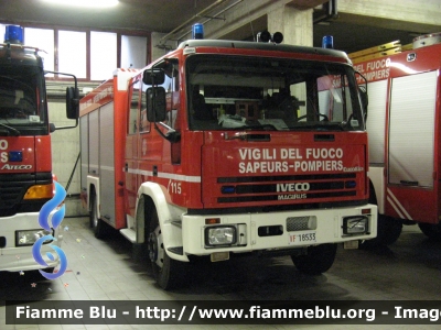 Iveco EuroFire 150E27 I serie
Vigili del Fuoco
Corpo Permanente di Aosta
AutoPompaSerbatoio allestimento Iveco-Magirus
VF 18533
Parole chiave: Iveco EuroFire_150E27_Iserie VF18533