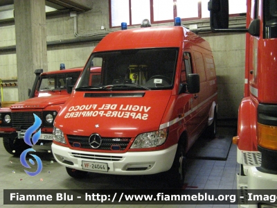 Mercedes-Benz Sprinter 416 4x4 II serie
Vigili del Fuoco
Corpo Permanente di Aosta
Carro Fiamma allestimento Baggio & De Sordi
VF 24044
Parole chiave: Mercedes-Benz Sprinter_4x4_IIserie VF24044