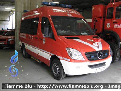 Mercedes-Benz Sprinter III serie
Vigili del Fuoco
Corpo Permanente di Aosta
Veicolo evacuazione gallerie allestimento Kofler
VF 25664
Parole chiave: Mercedes-Benz Sprinter_IIIserie VF25664