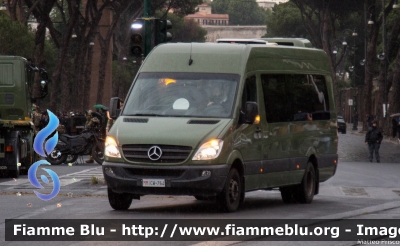 Mercedes-Benz Sprinter III serie
Marina Militare Italiana
Allestimento Sitcar
MM CW 764
Parole chiave: Mercedes-Benz Sprinter_IIIserie MMCW764