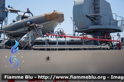 Nave P402 "Libra"
Marina Militare Italiana
mezzi imbarcati
Parole chiave: Nave P402_Libra