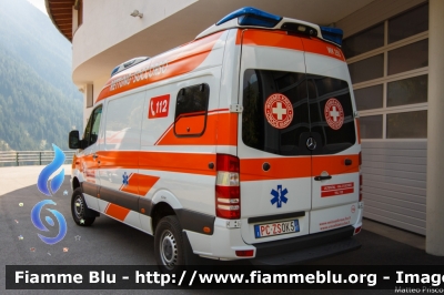 Mercedes-Benz Sprinter 4x4 III serie
Croce Bianca Val D'Ultimo (BZ)
Weisses Kreuz Ultental
Allestita Ambulanz Mobile - Otaris Light
WK 255 - 706
PC ZS 0K5
Parole chiave: Mercedes-Benz Sprinter_4x4_IIIserie PCZS0K5