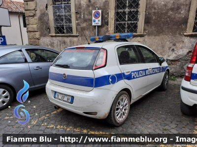 Fiat Punto VI serie
Polizia Locale
Comune di Sutri (VT)
Parole chiave: Fiat Punto_VIserie