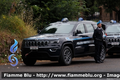 Jeep Grand Cherokee IV serie restyle
Polizia Penitenziaria
Servizio Traduzioni e Piantonamenti
Allestimento Autocarrozzeria Moderna
POLIZIA PENITENZIARIA 007 AH
Parole chiave: Jeep Grand_Cherokee_IVserie_restyle POLIZIAPENITENZIARIA007AH