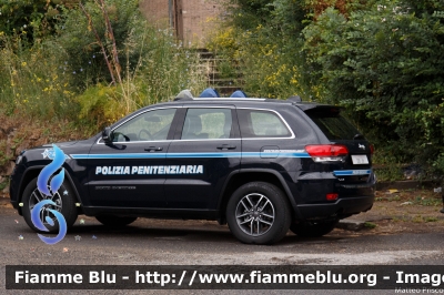 Jeep Grand Cherokee IV serie restyle
Polizia Penitenziaria
Servizio Traduzioni e Piantonamenti
Allestimento Autocarrozzeria Moderna
POLIZIA PENITENZIARIA 008 AH
Parole chiave: Jeep Grand_Cherokee_IVserie_restyle POLIZIAPENITENZIARIA008AH