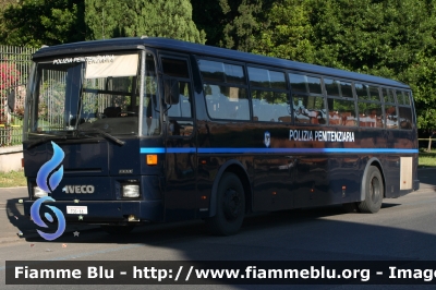 Iveco 370
Polizia Penitenziaria
POLIZIA PENITENZIARIA 706 AA
Parole chiave: Iveco 370 POLIZIAPENITENZIARIA706AA