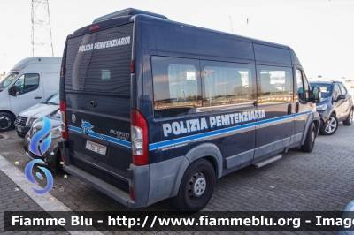 Fiat Ducato X250
Polizia Penitenziaria
POLIZIA PENITENZIARIA 798 AE
Parole chiave: Fiat Ducato_X250 POLIZIAPENITENZIARIA798AE