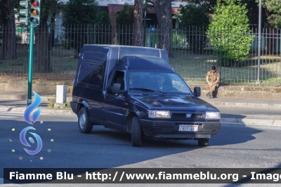 Fiat Fiorino II serie
Polizia Penitenziaria
POLIZIA PENITENZIARIA 927 AB
Parole chiave: Fiat Fiorino_IIserie POLIZIAPENITENZIARIA927AB