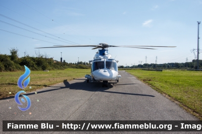 Agusta Westland AW139
Polizia di Stato
Servizio Aereo
I Reparto Volo - Roma
PS 108
Parole chiave: Agusta_Westland AW139 POLI108