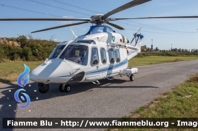 Agusta Westland AW139
Polizia di Stato
Servizio Aereo
I Reparto Volo - Roma
PS 108
Parole chiave: Agusta_Westland AW139 POLI108