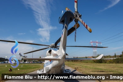 Agusta Westland AW139
Polizia di Stato
Servizio Aereo
I Reparto Volo - Roma
PS 108
Parole chiave: Agusta_Westland AW139 POLI108