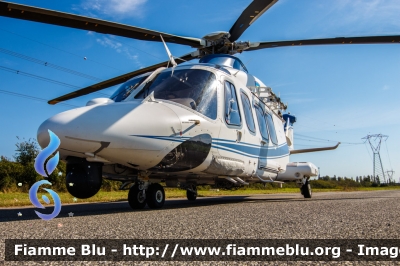 Agusta Westland AW139
Polizia di Stato
Servizio Aereo
I Reparto Volo - Roma
PS 108
Parole chiave: Agusta_Westland AW139 POLI108