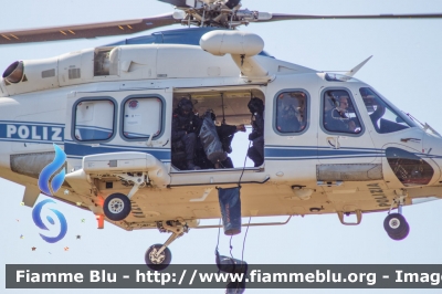 Agusta Westland AW139
Polizia di Stato
Servizio Aereo
I Reparto Volo - Roma
PS 109
Parole chiave: Agusta_Westland AW139 POLI109