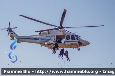 Agusta Westland AW139
Polizia di Stato
Servizio Aereo
I Reparto Volo - Roma
PS 109
Parole chiave: Agusta_Westland AW139 POLI109