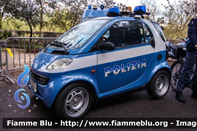 Smart Fortwo I serie
Polizia di Stato 
Reparto a Cavallo 
POLIZIA B0073
Parole chiave: Smart Fortwo_Iserie POLIZIAB0073 Festa_della_Polizia_2018