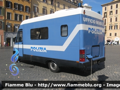 Fiat Ducato II serie
Polizia di Stato
POLIZIA E1887
Parole chiave: fiat ducato_II_serie poliziaE1887