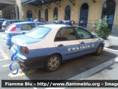 Fiat Marea I serie
Polizia di Stato
Polizia Ferroviaria
POLIZIA E2089
Parole chiave: Fiat Marea_Iserie POLIZIAE2089