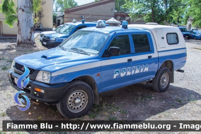 Mitsubishi L200 III serie
Polizia di Stato
Unità Cinofile
POLIZIA E6601
Parole chiave: Mitsubishi L200_III_serie POLIZIAE6601