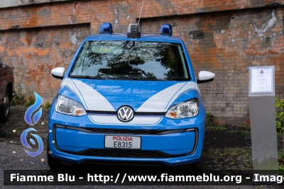 Volkswagen e-up!
Polizia di Stato
Lotto di 4 esemplari in dotazione alla
Questura di Roma
POLIZIA E8315
Parole chiave: Volkswagen e-up! POLIZIAE8315