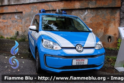 Volkswagen e-up!
Polizia di Stato
Lotto di 4 esemplari in dotazione alla
Questura di Roma
POLIZIA E8315
Parole chiave: Volkswagen e-up! POLIZIAE8315