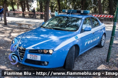 Alfa Romeo 159
Polizia di Stato
Polizia Stradale
POLIZIA F3767
Parole chiave: Alfa_Romeo 159 POLIZIAF3767 festa_polizia_2017