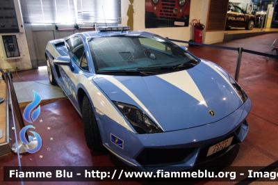 Lamborghini Gallardo
Polizia di Stato
Polizia Stradale
Esemplare esposto presso il Museo delle auto della Polizia di Stato
POLIZIA F8743
Parole chiave: Lamborghini Gallardo POLIZIAF8743