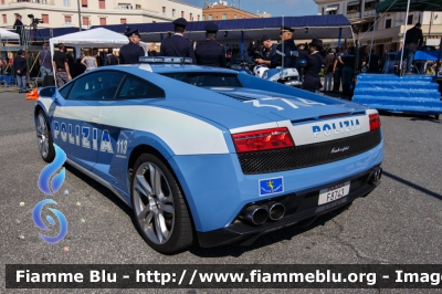 Lamborghini Gallardo
Polizia di Stato
Polizia Stradale
Polizia F8743

In esposizione al
50° ANPS
Parole chiave: Lamborghini Gallardo POLIZIAF8743